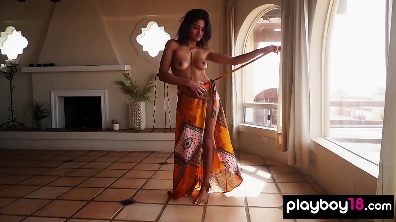 Angel Constance de ébano natural desnudándose y provocando
                   black tits sexy petite skinny busty solo trimmed pussy softcore striptease all natural natural tits solo girl perfect tits perfect pussy hot naked girl pussy video hot naked woman muchos negros