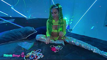 Neon Rave Tease As Armani Black Steals A Wild Backstage Moment!