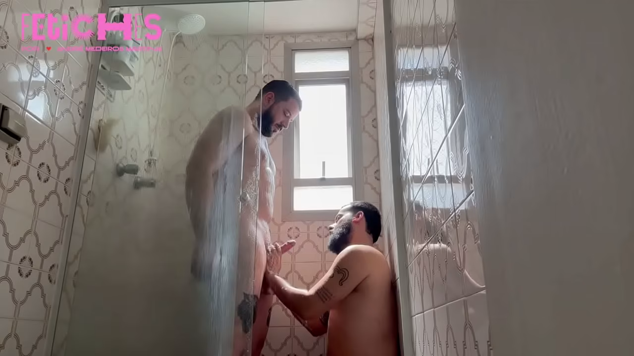 Barbudo d&aacute_ banho