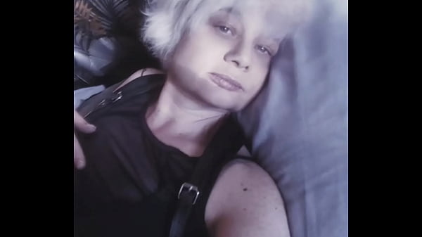 You join me on the bed