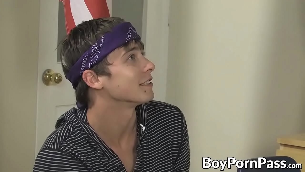 Hombres twink excitados disfrutan de una sesión de relleno áspera solos
                    anal facial blowjob gay twink big cock big dick gay sex young men boypornpass caleb coniam ashton rush muchos negros