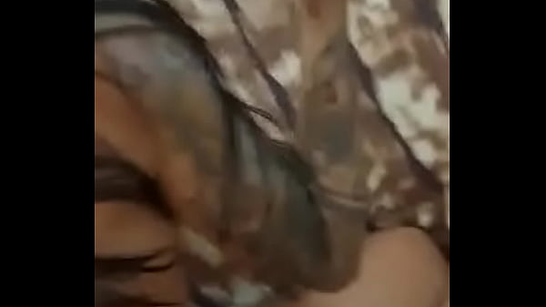 Download Video - Foda gostosa com amiga trans part 1