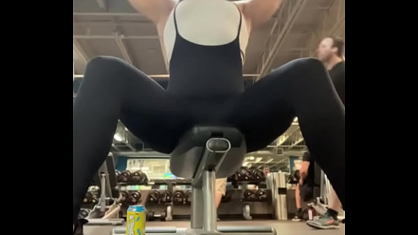 Bobbi Jo shoulder day