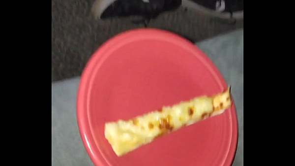 thumb cheese bread