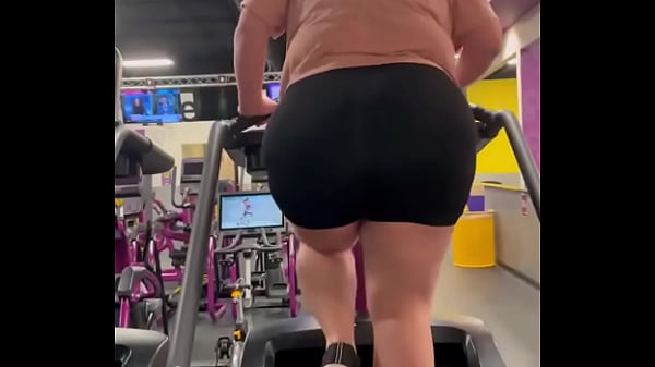 Check in Would you work out with me? 4 sec