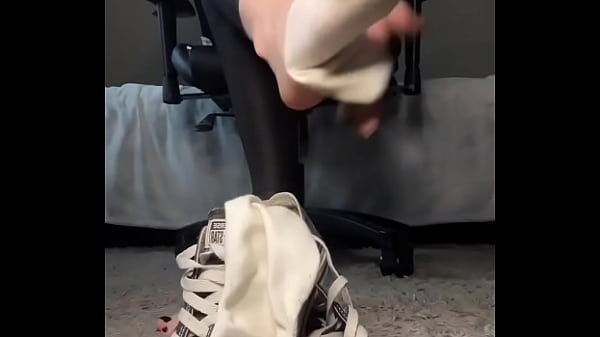  It's Time For You To Test The Scent Of My Sweaty Feet! #smelly #sweatysoles #feetfetish #whitesocks #    
