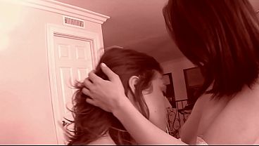 MOM CAME INTO MY ROOM TO GIVE me A CHANCE INTO HER BIG ASS AND I BROKE HER ASS