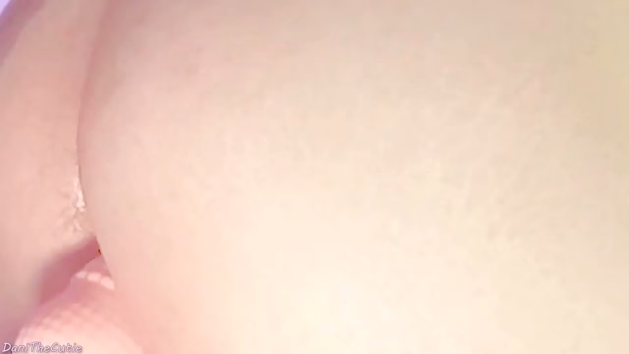 Pretty tranny DaniTheCutie gets fucked rough by a dildo machine before you cum on her feet