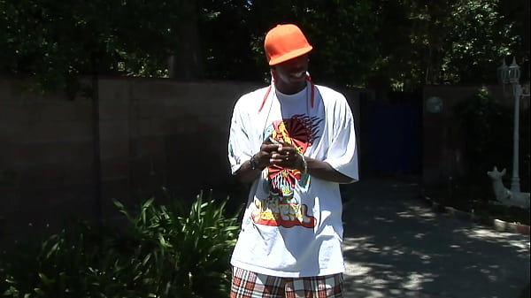 Le Doy Una Buena Mamada De Verga Para Que Me La Meta En Mi Cuca En Cuatro Y Me La Deje LLena De Su Leche Caliente Como Toda Una Puta Que Soy