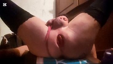 女装した尻軽女と、彼女のめちゃくちゃな尻