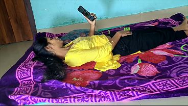 Download Video - Sauteli Behen ki Chut Ki Pyaas Bujhai