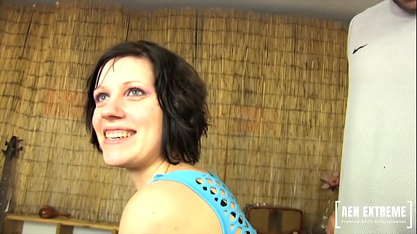 MILF mom goes for a ride on a hard dick