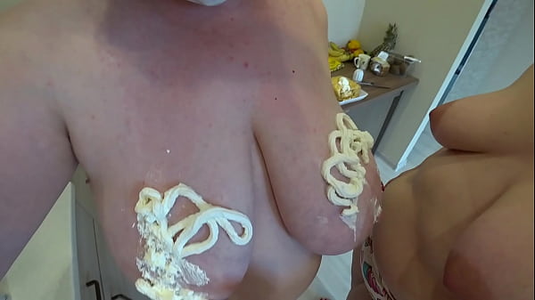 The lesbians made a Christmas cake. Would you like one like this? PAWG in sweet cream doggy-style. Food fetish with fat milfs. Home. Amateur.