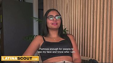 I knew this LATINA AMATEUR student would jump on my BWC when she started complaining about her BF