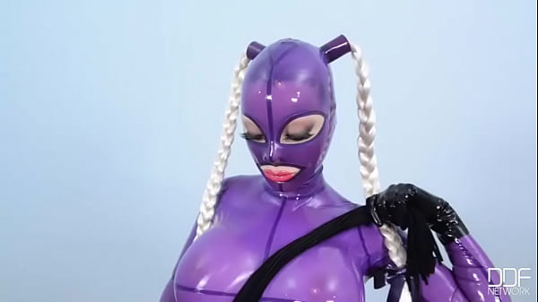 She Looms in Latex