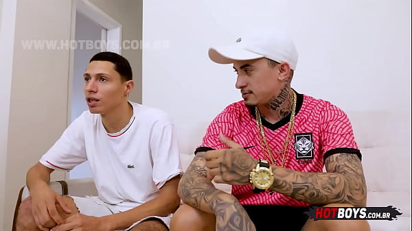 Dando rem&eacute;dio de ere&ccedil;&atilde;o pro meu amigo mega dotado!