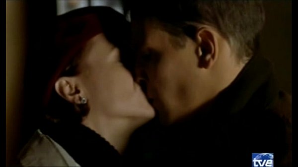 Download Video - Emma Suarez - La dama de Porto Pim &lpar;2001&rpar;