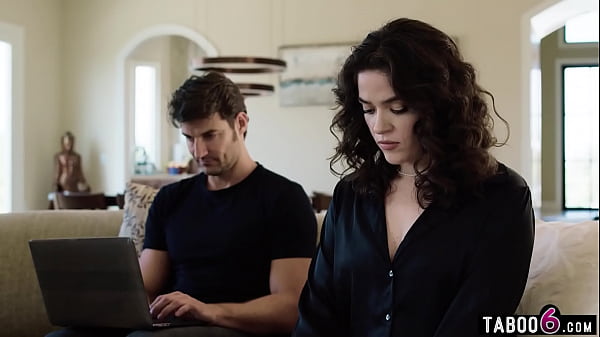 Download Video - Computer technician finds porn on latina MILF Victoria Voxxx her pc