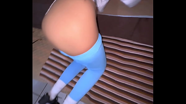 BIG ASS STEPSIST GETS HORNY AFTER THE GYM AND WE ALMOST GET CAUGHT FUCKING OUR PARENTS