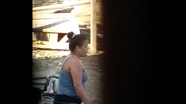 Ma Voisine Plantureuse