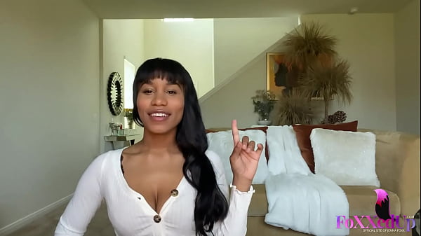Captivating Jenna Foxx Strips Off, Poses & Masturbates Her Hairy Cunt!