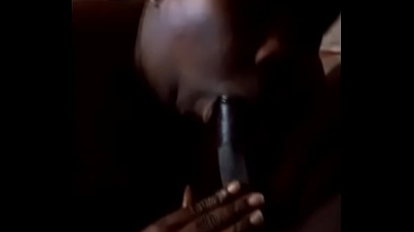 Deepthroat Tard Dans La Nuit
