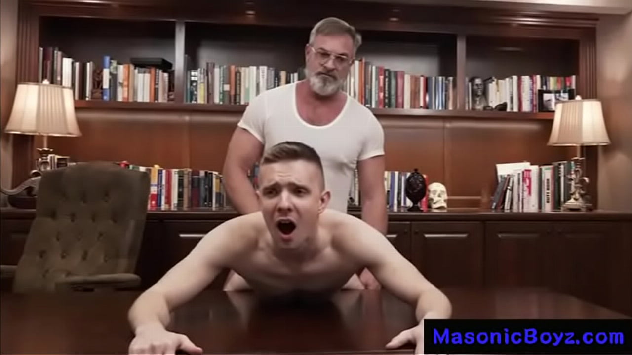 seducida en el escritorio de papá @MasonicBoyz
                    hardcore handjob mature desk teens ass licking office domination fetish boys missionary twinks bareback daddy hd kinky big cock verbal blad gay sex muchos negros