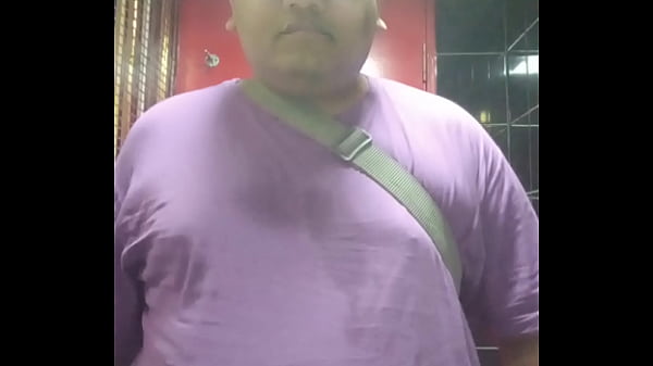 Download Video - Vaibhav Pisses In A Public Toilet With His Boobs & Belly Out