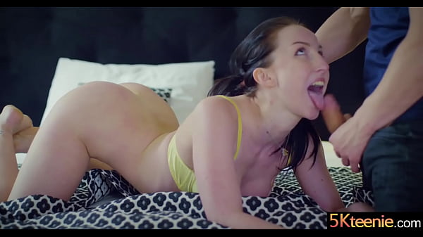 DIRTY BLOWJOB - TEEN BABE - DEEP THROAT - Bella Angel
