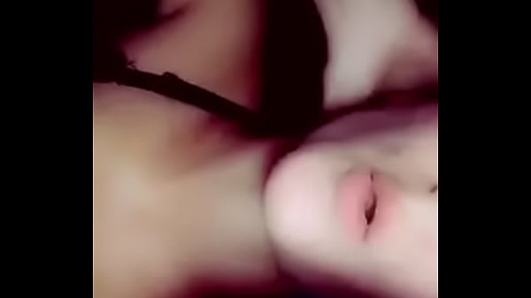 Amgchloe - AmgChloe parle de premier fois