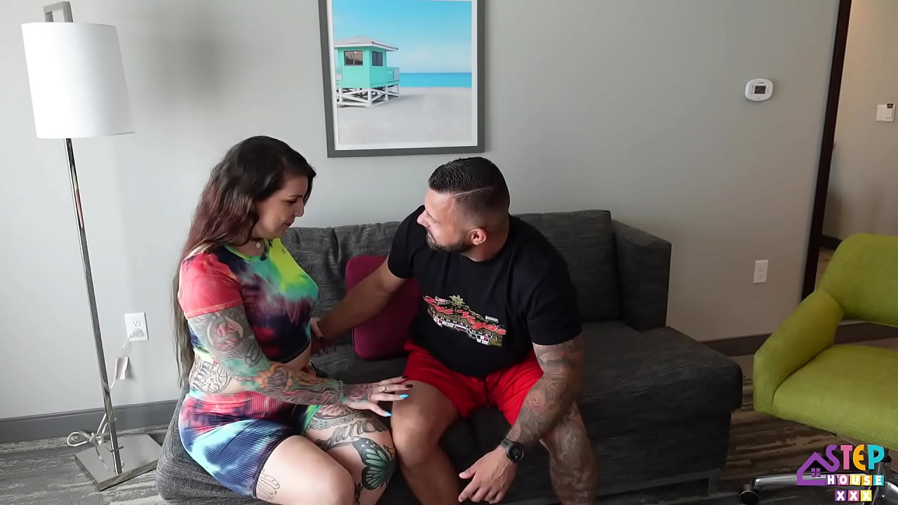 Neveah Rose se folla a su hermanastro
                    fucking hardcore real tattoo amateur curvy big ass reality first time taboo amador step sister natural tits stepbro stepsis step brother first porn creamy pussy mad vince neveah rose muchos negros