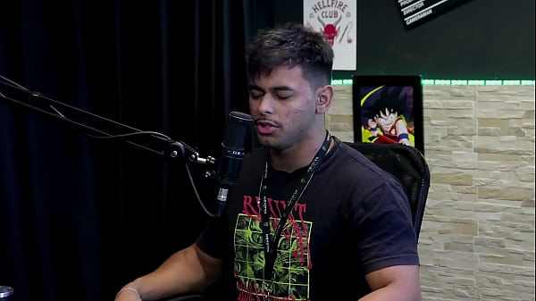 It's hard to eat a girl, there was no suggestion of disgusting fetishes, he showed a position to have sex, and one sitting down... - Guilherme Filmmaker Porn (WATCH ON: SHEER/RED)