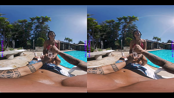 Purity VRCurvy Latina