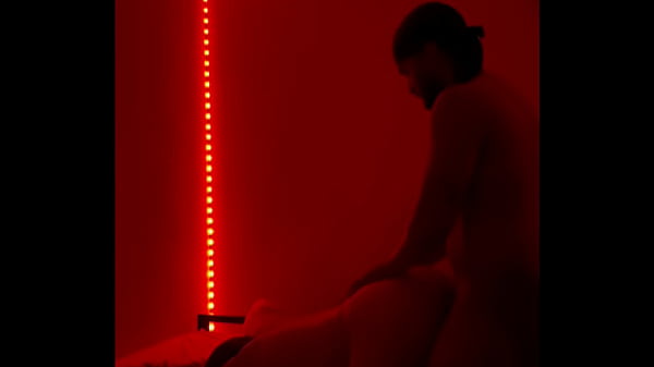 Follando a mi compa&ntilde;era de cuarto cachonda