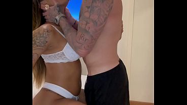 Hotwife da Academia Levando pau na buceta