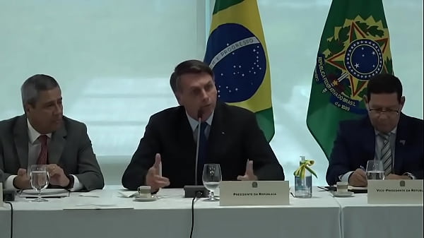 Bolsonaro Mange Le Cul De La Gauche Et Se Prend La Bite Dans Le Cul Du Ministre X
