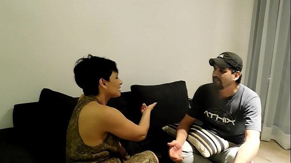 maid fucked by hubby boboca and friend politician and liar, gets a surprise at the end