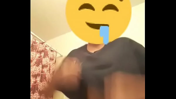 thumb boobs