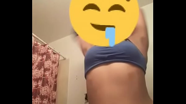 thumb boobs