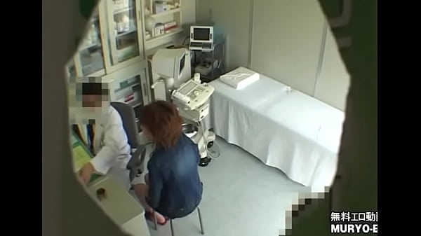 Ladies Clinic Examination Hidden Camera No.2 21-year-old Vocational Student Manami Interview Edition