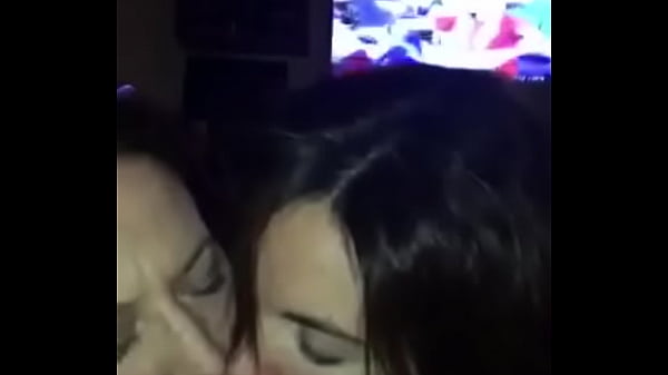 Download Video - Lo chupan delicioso