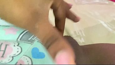 Download Video - Mastubacion antes de irme a descansar con buen orgasmo termino