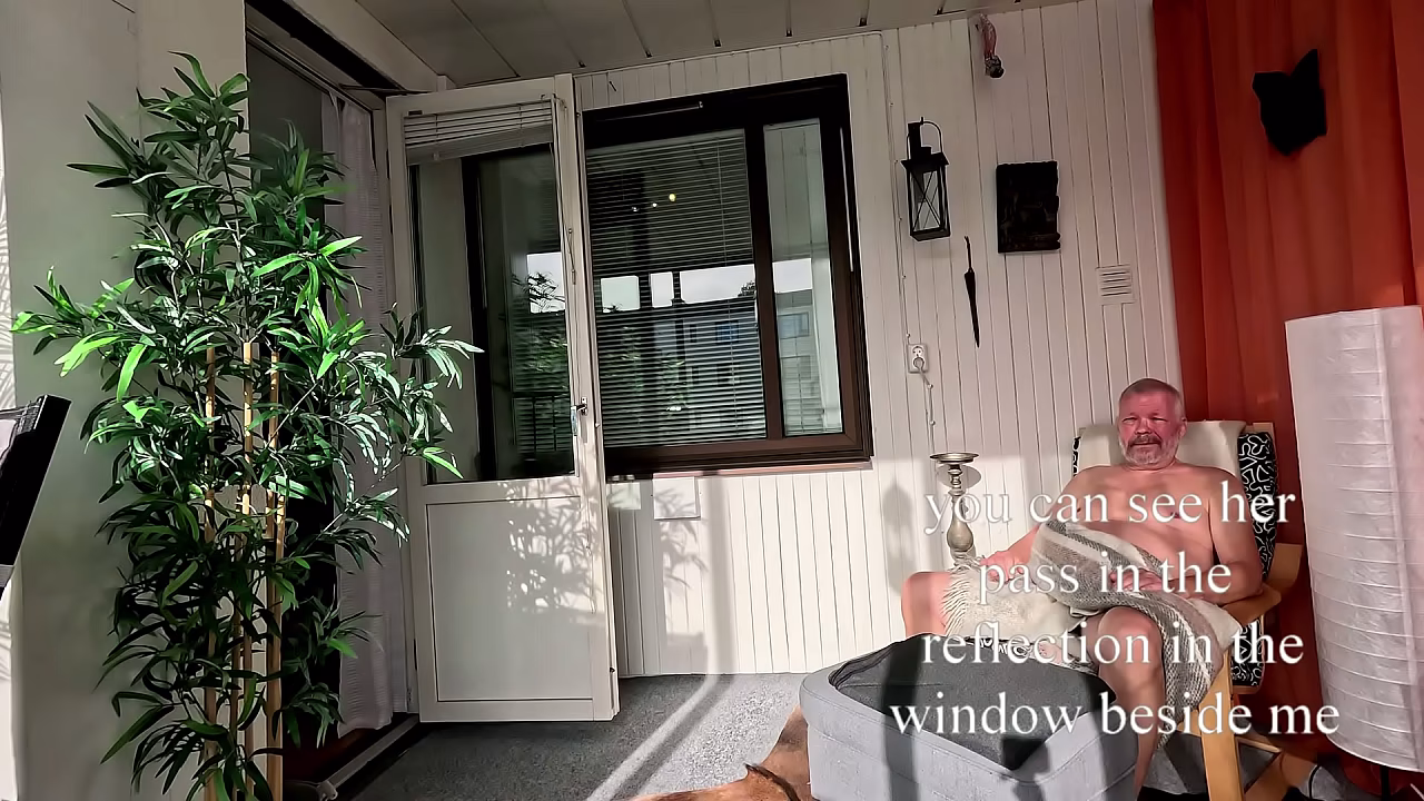 risking to get caught nude in full wiew