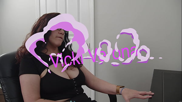 Working Late - Vicki Verona - Dom Cruise