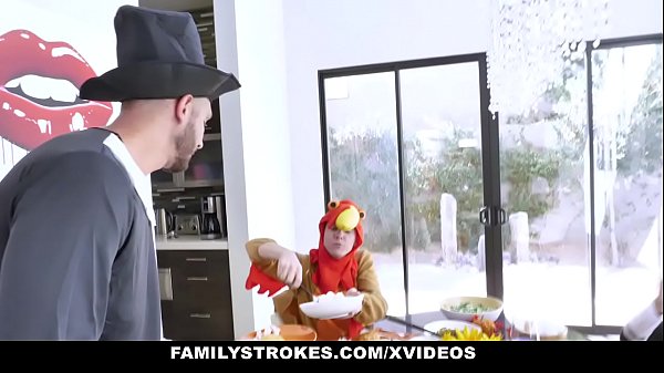 FamilyStrokes - Stepdaddy Gets Blowjob on Thanksgiving (Brooklyn Chase) (Rosalyn Sphinx)