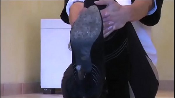 German Femdom Mistress JOI
