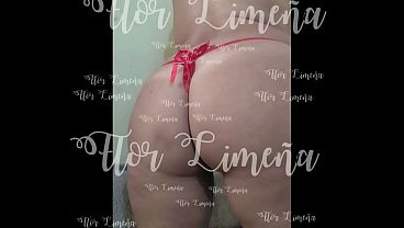 Flor Limeña using a red thread for you
