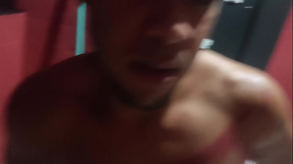 Boneca dotada sendo sarabulhada por vizinho saf...