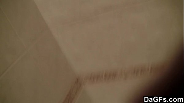 Dagfs - Hot Girlfriend Takes Facial Cumshot
