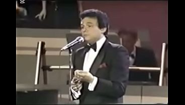 José José almohada video